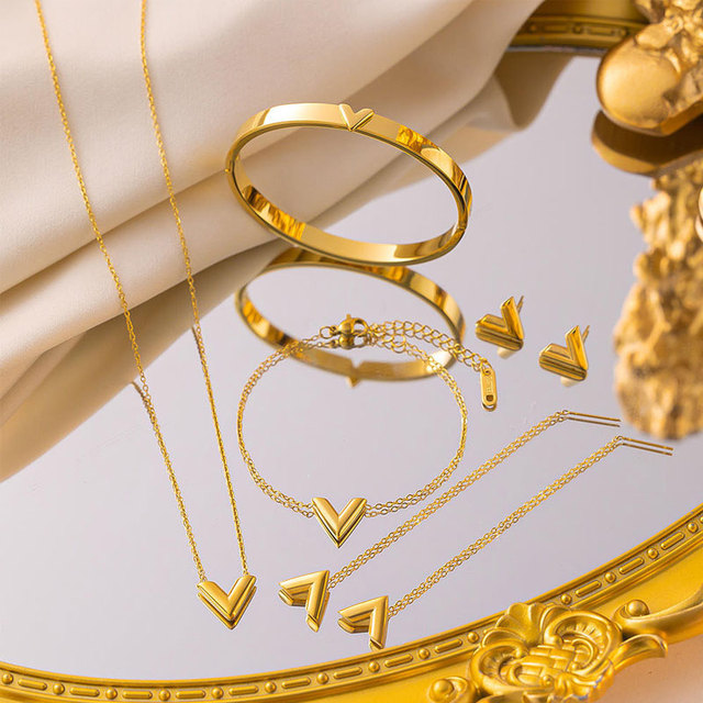 Waterproof and Tarnish Free 316l Stainless Steel Brand Wholesale Custom 18k Gold Plated Fine Jewelry Set for Women