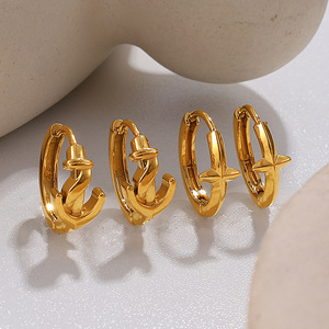 Pendientes de aro de acero inoxidable chapados en oro con forma de cruz, joyería de moda para fiestas para mujer - Product Image 3