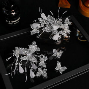 Pinza para el Cabello con Mariposa de Plumas Blancas Estilo Bosque Hecha a Mano, Súper Encantadora, para Maquillaje de Boda y Accesorios Nupciales 2026 - Product Image 2