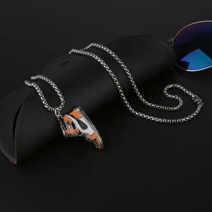 IVE-Cadena de plata IP hop de diferentes colores, collar con colgante en forma de zapato de aleación de zinc - Product Image 3