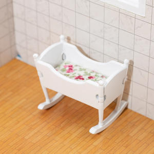 Casa <span class=keywords><strong>de</strong></span> muñecas en miniatura para niños pequeños, cuna <span class=keywords><strong>de</strong></span> madera pequeña para dormir - Product Image 5