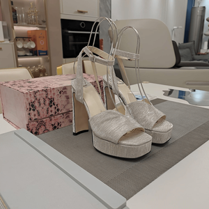 Zapatos de Tacón Alto Jimmy de Alta Calidad y Moda, Hechos de Tela de Seda Brillante, con Parte Superior en Forma de V, Huecos y Transpirables, Gran Éxito de Ventas - Product Image 3