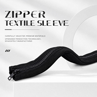 Gaine tressée zippée en polyester multifilament ignifuge et insonorisante pour la gestion des câbles dans les cinémas et les bureaux