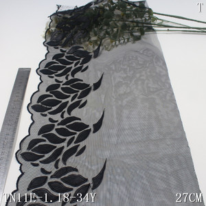 Decorazione in pizzo ricamato a maglia nera morbida larghezza 27cm con Design floreale in pelle per accessori decorativi per abbigliamento intimo - Product Image 3