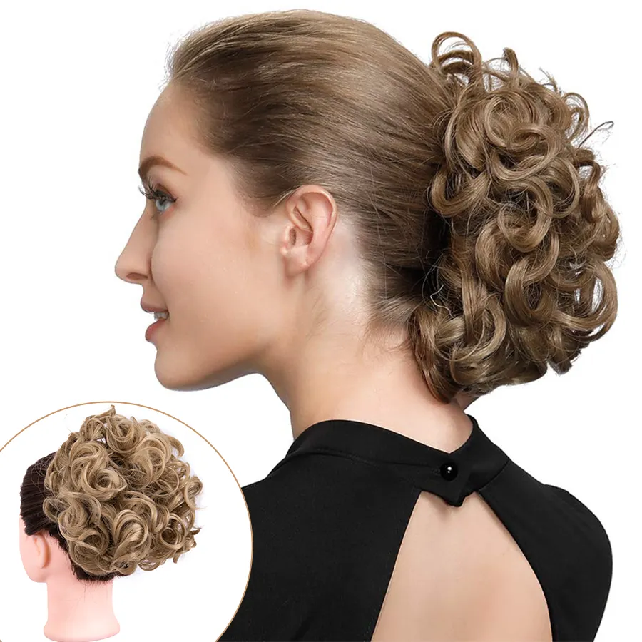 Exemplaires de cheveux synthétiques bon marché Vente en gros peigne à clipser Extension de cheveux bouclés chignon pour femmes mariage