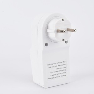 เครื่องป้องกันไฟกระชากดิจิตอล KE-2166P 220V 16A ปรับได้ พร้อมหน้าจอแสดงผล สำหรับตู้เย็นและทีวี - Product Image 3