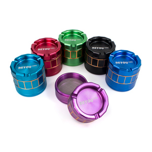 เครื่องบดสมุนไพรแห้งแบบโลหะอะลูมิเนียมสีเขียว 4 ชั้น ทรงกลม แบบใช้มือ สำหรับอุปกรณ์สูบบุหรี่ - Product Image 6