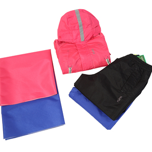 100% <span class=keywords><strong>Polyester</strong></span> Tela 320D <span class=keywords><strong>taslon</strong></span> 1000/1000 thoáng khí sữa lớp phủ cho phụ nữ may mặc - Product Image 5