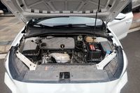 MG5 2022 2023 2025 1.5L CVT Berline LHD Faible Kilométrage Fiable Durable Prête à l'Exportation Prix Abordable LCL Acceptable Voiture d'Occasion