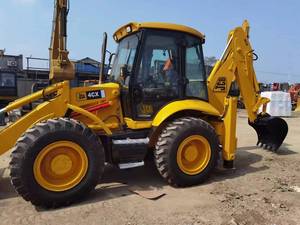 รถตักล้อยาง JCB สีเหลือง มือสอง เครื่องจักรก่อสร้าง พร้อมระบบไฮดรอลิก เครื่องยนต์ เกียร์ ปั๊ม มอเตอร์ น้ำหนัก 10300 กก. ใช้งาน 0-2000 ชั่วโมง - Product Image 2