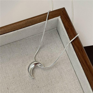 Klassieke Ketting Met Slangenbotten Modieuze Koreaanse Stijl Voor Jubilea Sterling Zilveren Maankraag Met Kettingen Instagramkleding - Product Image 4