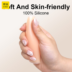 Speciale Reggiseno Adesivo Invisibile Push-Up a V Profonda per Donne, Senza Ferretto, Riutilizzabile, Autoadesivo e Senza Spalline - Product Image 2