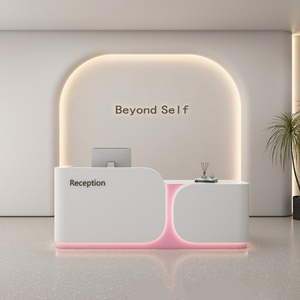 Comptoir de réception incurvé moderne avec éclairage LED, comptoir frontal personnalisable pour salon, hôtel et centre de santé - Product Image 3