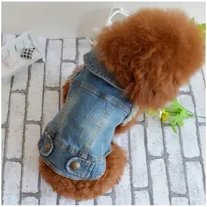 Marchio con Logo personalizzato In magazzino all'ingrosso abbigliamento per animali domestici giacca di jeans Pet Cool vendita calda tuta In Denim giacca per cani per cuccioli piccoli