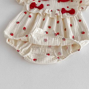 Ropa <span class=keywords><strong>de</strong></span> Verano para Bebés Recién Nacidos, Vestidos con Estampado <span class=keywords><strong>de</strong></span> Fresas para Bebés <span class=keywords><strong>de</strong></span> 100 Días, Mono Informal <span class=keywords><strong>de</strong></span> Punto Floral para Niñas - Product Image 4