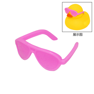 Vente en gros <span class=keywords><strong>de</strong></span> canards <span class=keywords><strong>de</strong></span> <span class=keywords><strong>bain</strong></span> jaunes couineurs en caoutchouc avec lunettes <span class=keywords><strong>de</strong></span> <span class=keywords><strong>soleil</strong></span>, design mini <span class=keywords><strong>de</strong></span> 2 pouces en chlorure <span class=keywords><strong>de</strong></span> polyvinyle, logo personnalisé, en vrac - Product Image 6