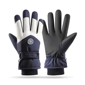 Ski d'hiver réglable pour couples, épaissi, thermique, avec écran tactile antidérapant, imperméable, résistant au froid, pour la randonnée - Product Image 4