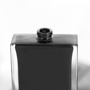 ขวดน้ำหอมแก้วสไตล์คลาสสิกพร้อมดีไซน์ภายในสีดำ50มล. - Product Image 3