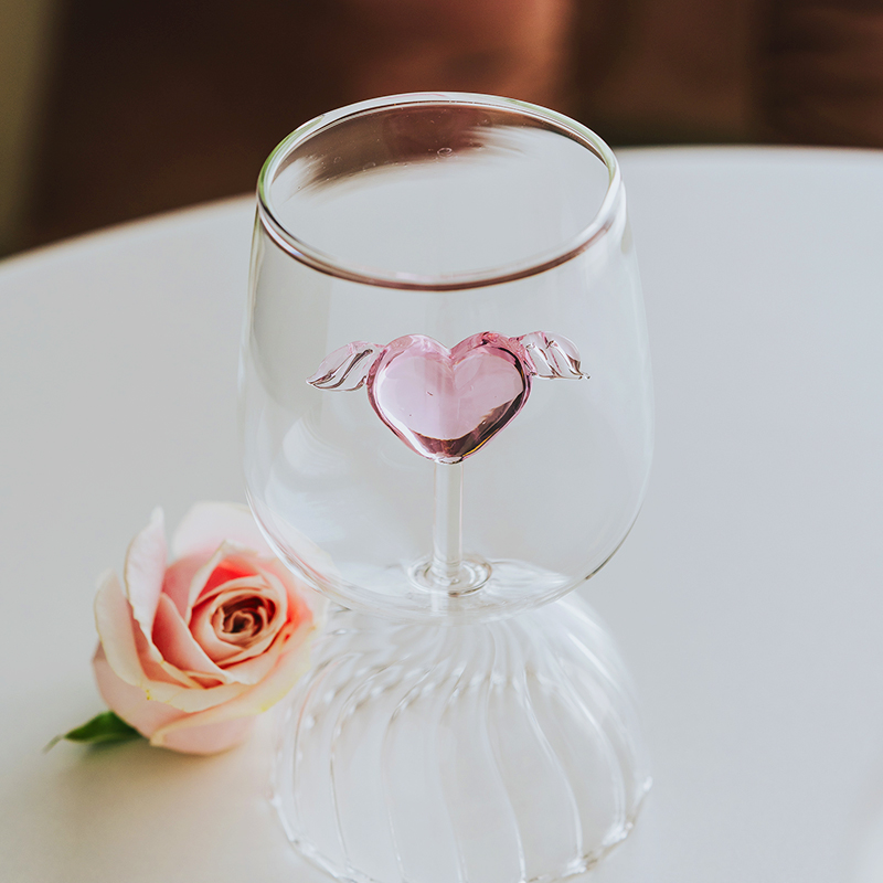 Nordic Creative Pink Heart Glass Goblet for Wine and Cocktails  Elegant  Drinkware for Weddings & Events