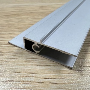 Tấm <span class=keywords><strong>polycarbonate</strong></span> rắn và rỗng cho mái hiên thiết kế hiện đại với cấu hình/dải nhôm - Product Image 2