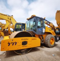 Compacteur d'occasion 90% neuf 2025, rouleau compresseur routier 22 tonnes XS223J, largeur de tambour 2,1 m, garantie 1 an, rouleau vibratoire en stock