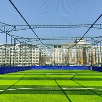 Le fournisseur chinois propose un terrain de football en cage avec une personnalisation complète pour une installation intérieure ou extérieure
