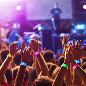 Pulsera LED <span class=keywords><strong>Con</strong></span> Controlador Personalizado <span class=keywords><strong>NFC</strong></span> Wifi Controlado Concierto Pulsera LED para Fiestas - Product Image 6