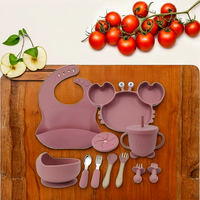 Ensemble de vaisselle pour bébé en silicone : bol, assiette en forme de crabe, bavoir, assiette compartimentée, cuillère, fourchette, tasse
