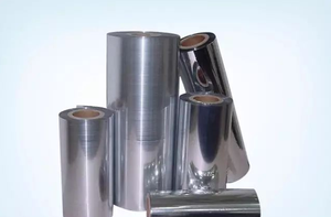 فيلم ألومنيوم فضي معدني من البولي إيثيلين تيريفثالات (PET) صيني للتغليف المرن وفيلم الترقيق - Product Image 6