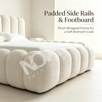 Lit de rangement moderne et luxueux en bouclette crème avec tête de lit rembourrée et design nuage de bulles