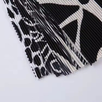 Nouveau Tissu Textile Plissé Imprimé en Polyester 100% Effet Froissé Tricoté, Prix de Gros, Idéal pour Robes