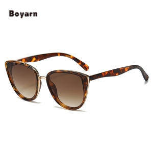 Boyarn Factory Venta al por mayor OEM Gafas <span class=keywords><strong>De</strong></span> Sol <span class=keywords><strong>De</strong></span> Marco Mujer Triángulo <span class=keywords><strong>De</strong></span> gran tamaño Gafas <span class=keywords><strong>De</strong></span> Sol <span class=keywords><strong>De</strong></span> ojo <span class=keywords><strong>De</strong></span> gato <span class=keywords><strong>De</strong></span> lujo - Product Image 4