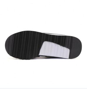 Chaussures décontractées de luxe pour hommes et femmes, tendance mode européenne de haute qualité, collection 2025, adaptées à toutes les saisons - Product Image 5