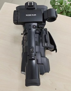 Caméra professionnelle d'occasion PXW-X160 25X avec zoom optique, Full HD, XDCAM, caméra portable. - Product Image 3