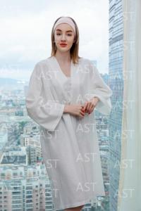 <span class=keywords><strong>Albornoz</strong></span> desechable de algodón grueso para <span class=keywords><strong>mujer</strong></span> al por mayor, <span class=keywords><strong>albornoz</strong></span> de viaje para spa, <span class=keywords><strong>albornoz</strong></span> no tejido de 90g/m² - Product Image 5