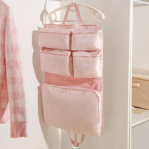 Nueva bolsa de almacenamiento portátil para viaje, 7 en 1, gran capacidad para ropa interior, organizador de viaje, rosa, beige, gris, tipo gancho, rectangular - Product Image 1