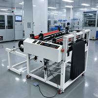 Machine de découpe automatique à empilage, découpe et feutrage de bandes de 810 mm de large en une seule étape avec rouleaux en caoutchouc à ressort et unité PLC