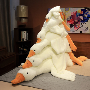 Peluches personnalisées en duvet de canard blanc super doux, fabrication de peluches en coton PP, <span class=keywords><strong>jouets</strong></span> en peluche de 8 pouces, <span class=keywords><strong>jouets</strong></span> en peluche de Noël pour machine à griffes - Product Image 1