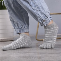 Chaussettes courtes en coton rayées antidérapantes à 5 orteils pour femmes, vente en gros