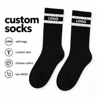 Chaussettes noires rayées blanches personnalisées, chaussettes mi-mollet en tricot côtelé, chaussettes avec logo incrusté et motifs personnalisés, couleurs d'équipe