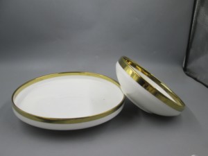 Service de table en céramique de luxe à bordure dorée - Assiettes et bols blancs minimalistes pour la maison et les restaurants - Product Image 2