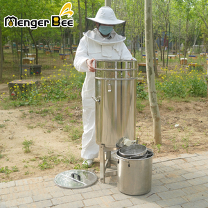 Nuevo tanque de almacenamiento de miel de acero inoxidable con equipo de apicultura de metal de grifo - Product Image 1