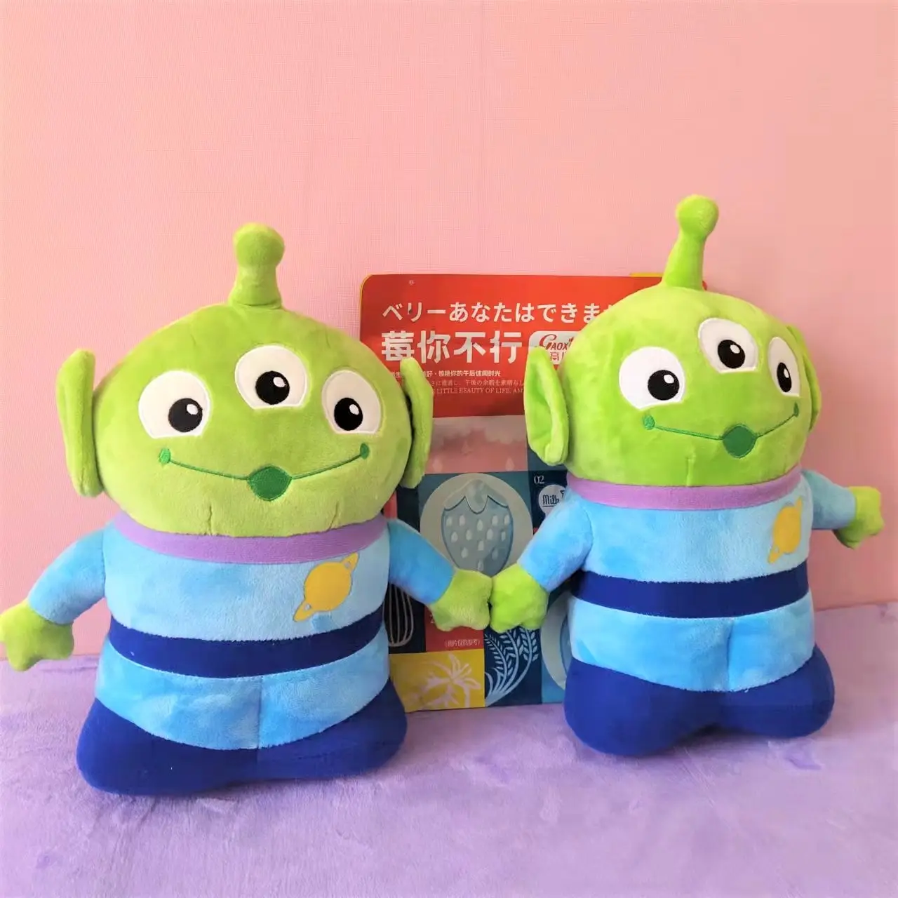 Muñeco de peluche personalizado Story 3 alien, juguete de fábrica de tres ojos, venta al por mayor