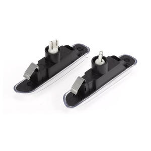 Luces Laterales LED para BMW Serie 3 E46, Intermitentes, Luces de Esquina, Actualización Retrofit, Modelos de Cuatro Puertas 1999-2001 - Product Image 4