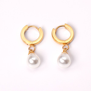 ต่างหูห่วงมุกสีทอง ดีไซน์เรขาคณิตเรียบง่าย เครื่องประดับสำหรับผู้หญิงสำหรับสวมใส่ทุกวัน - Product Image 1