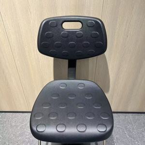 <span class=keywords><strong>Silla</strong></span> de trabajo de poliuretano PU negra con ruedas y base de nailon, taburetes para supermercado, cajero, tienda, escritorio de información, planta de taller - Product Image 5