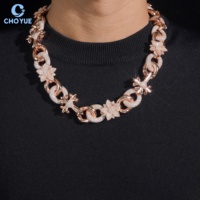 Kalung Salib Mewah Berlapis Emas Rose Gold Dengan Rantai Bunga Moissanite Untuk Wanita Perhiasan Pesta Desain Rantai Mewah