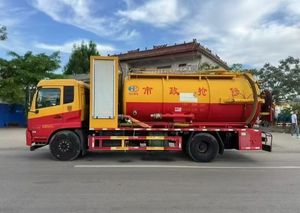 Camión de succión especializado en saneamiento urbano con autosucción y autodescarga, la tecnología de succión superior de China - Product Image 2