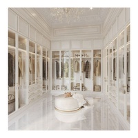 Conception française de garde-robe de chambre à coucher en bois massif de chêne ouvert antique blanc classique avec coiffeuse