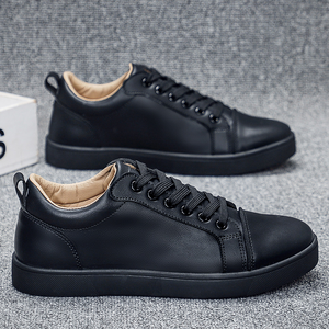 Scarpe Casual da <span class=keywords><strong>Uomo</strong></span> con Suola Rossa Design Europeo, Sneakers alla Moda per Ragazzi, Scarpe Sportive Nere e Bianche Trendy - Product Image 1